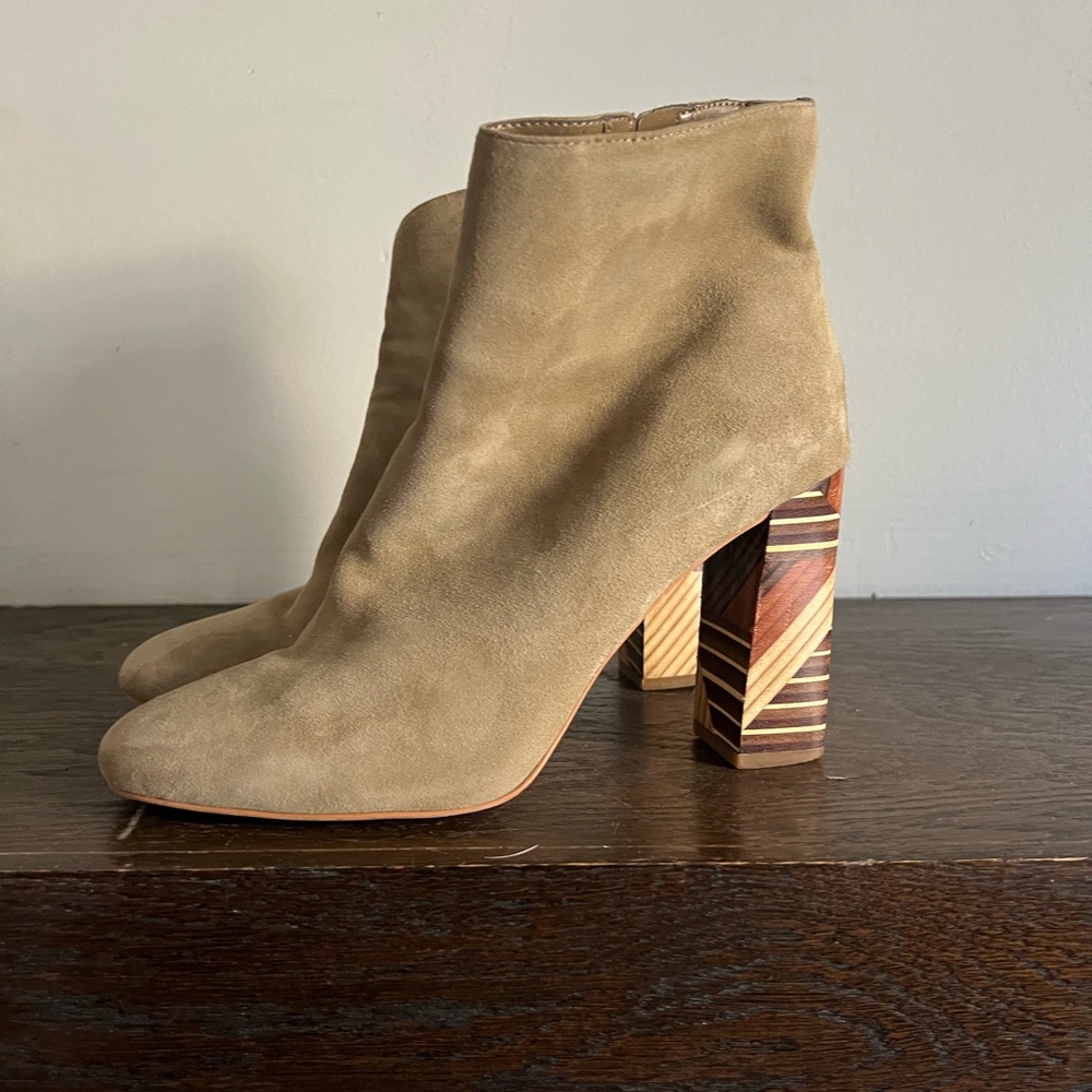 Gianni Bini Tan Ankle Boots with Geometric Heel